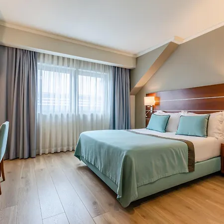Turim Europa 4* Lissabon
